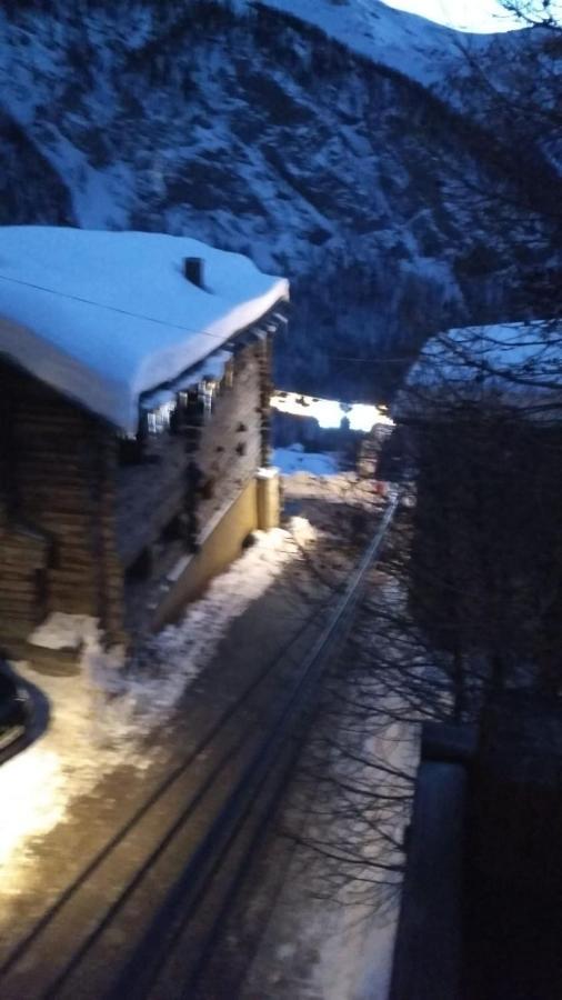 Appartement Dans Le Plus Haut Village D'Europe Saint-Vérand Exterior foto